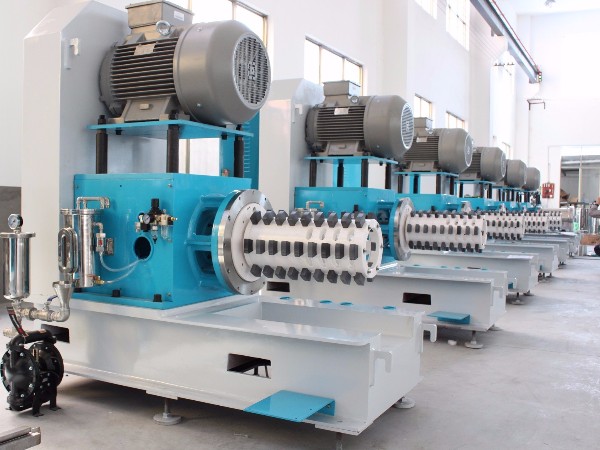 大型臥式砂磨機(jī)